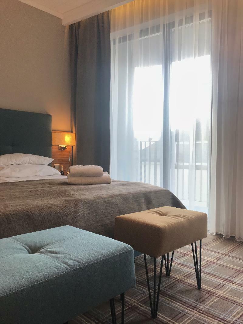 Hotel Perfect Краков Экстерьер фото