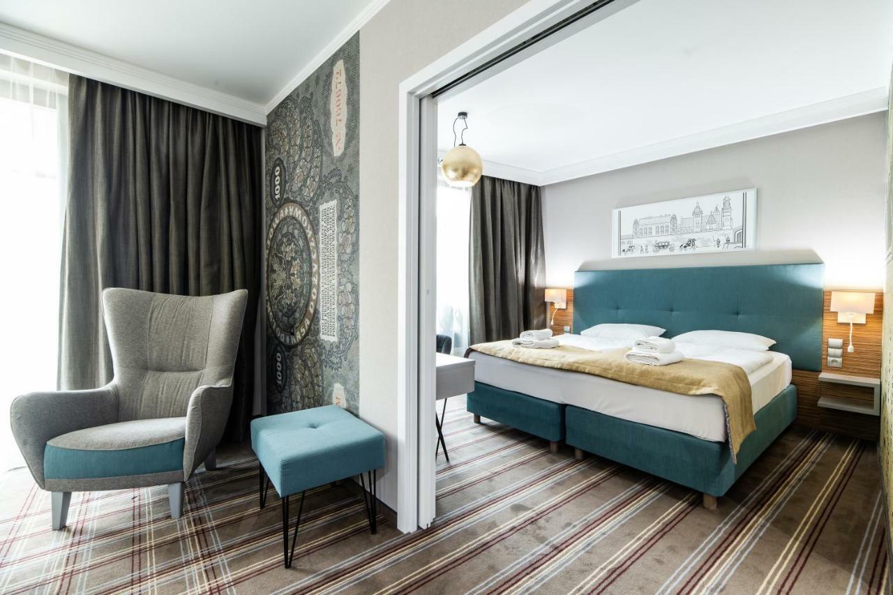 Hotel Perfect Краков Экстерьер фото