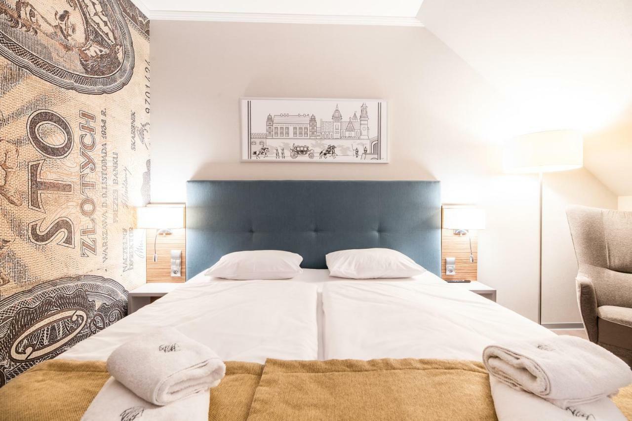 Hotel Perfect Краков Экстерьер фото