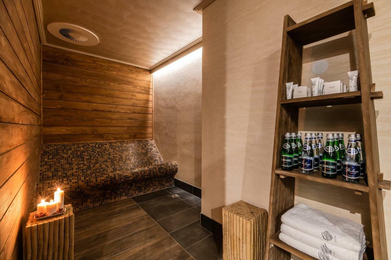 Hotel Perfect Краков Экстерьер фото
